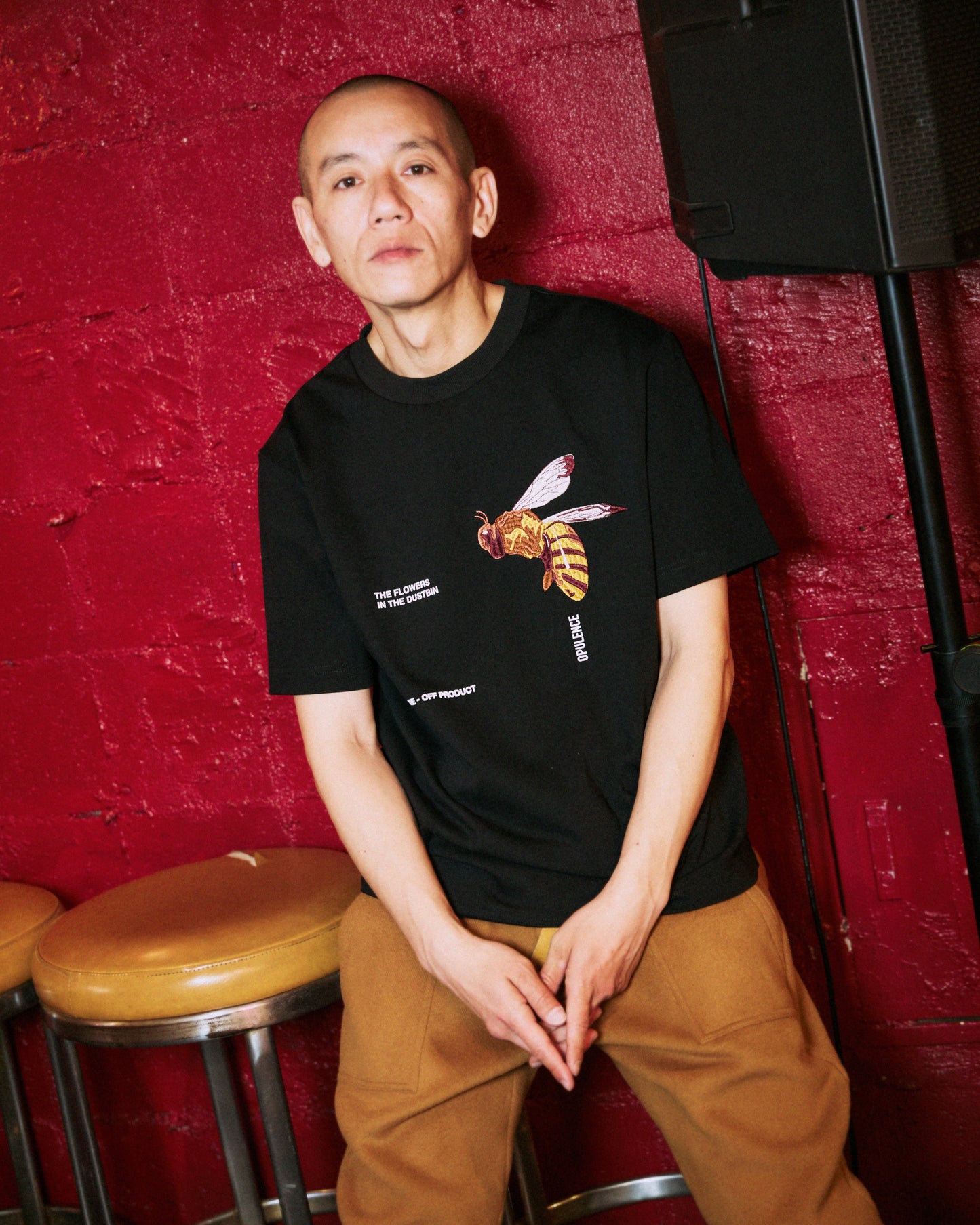 グラフィックB Tシャツ(men's)