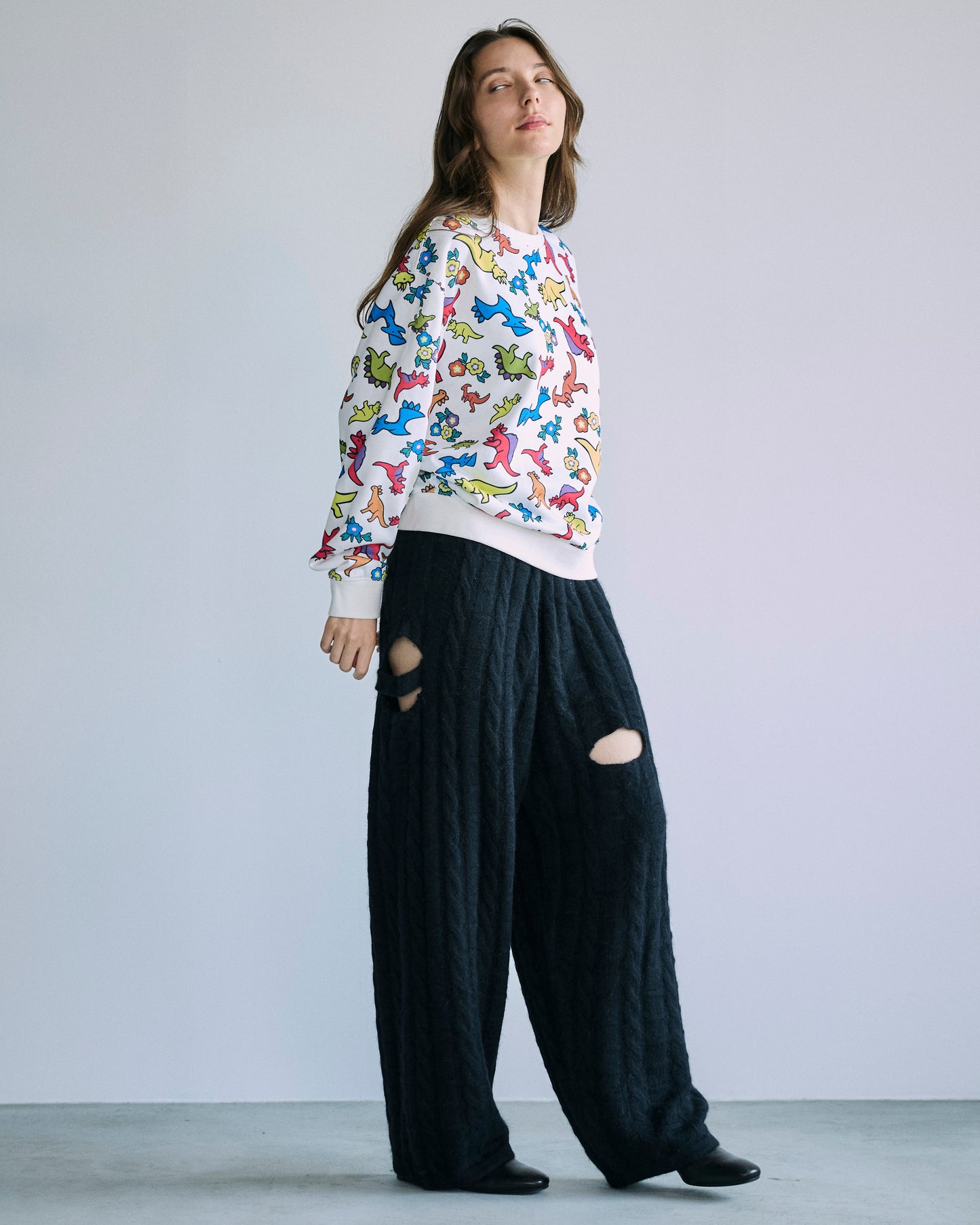 【BLACK FRIDAY SALE】カットアウトニットパンツ