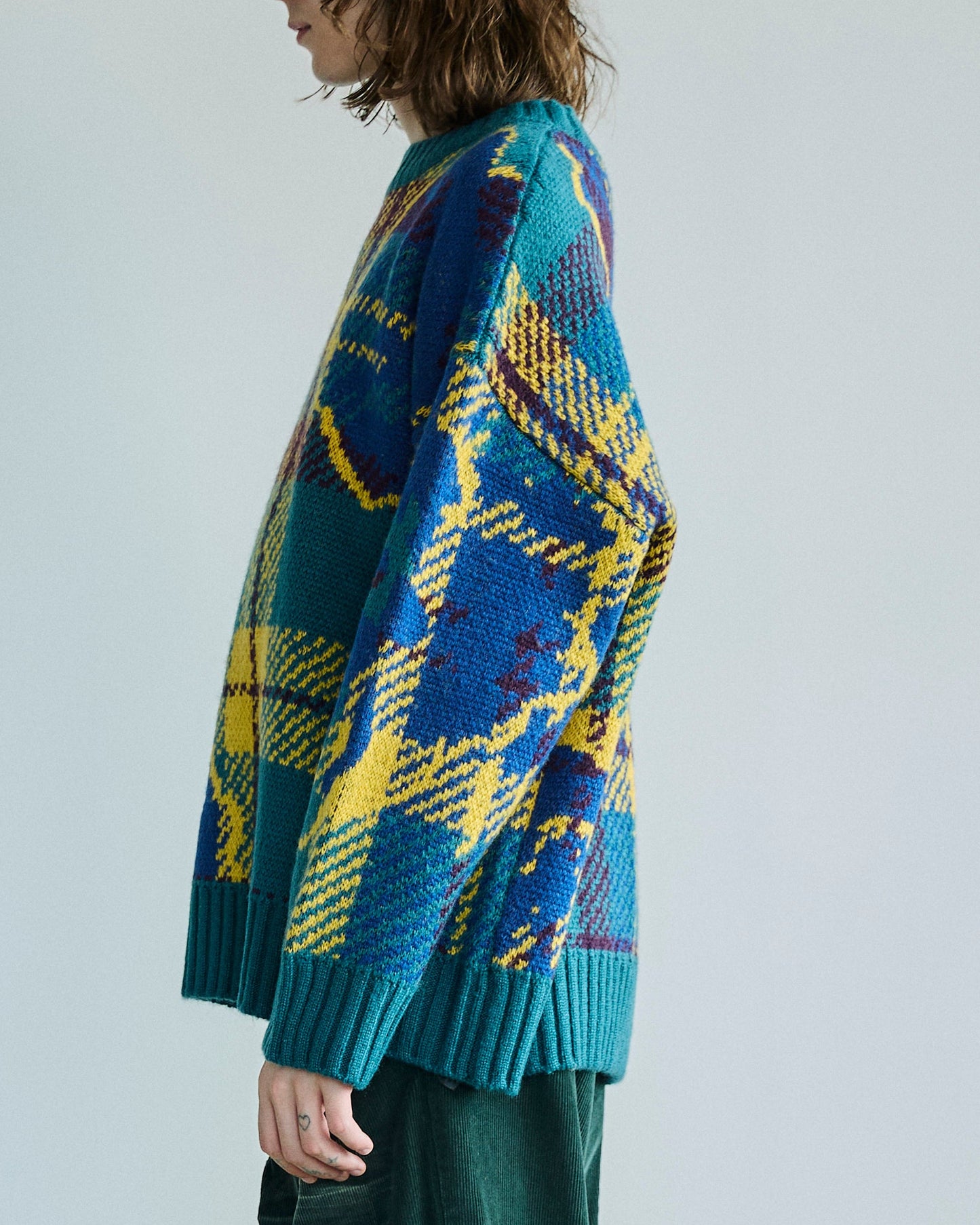 フラワージャガードニット