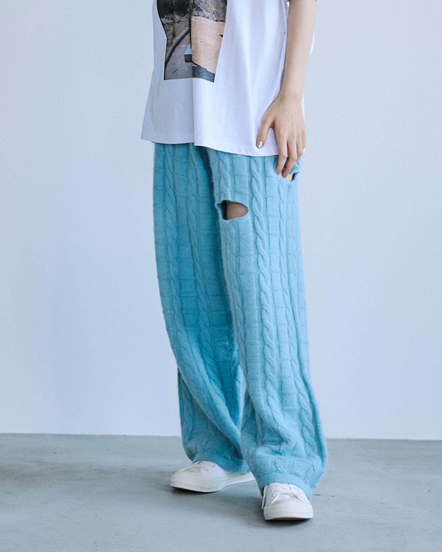 【BLACK FRIDAY SALE】カットアウトニットパンツ