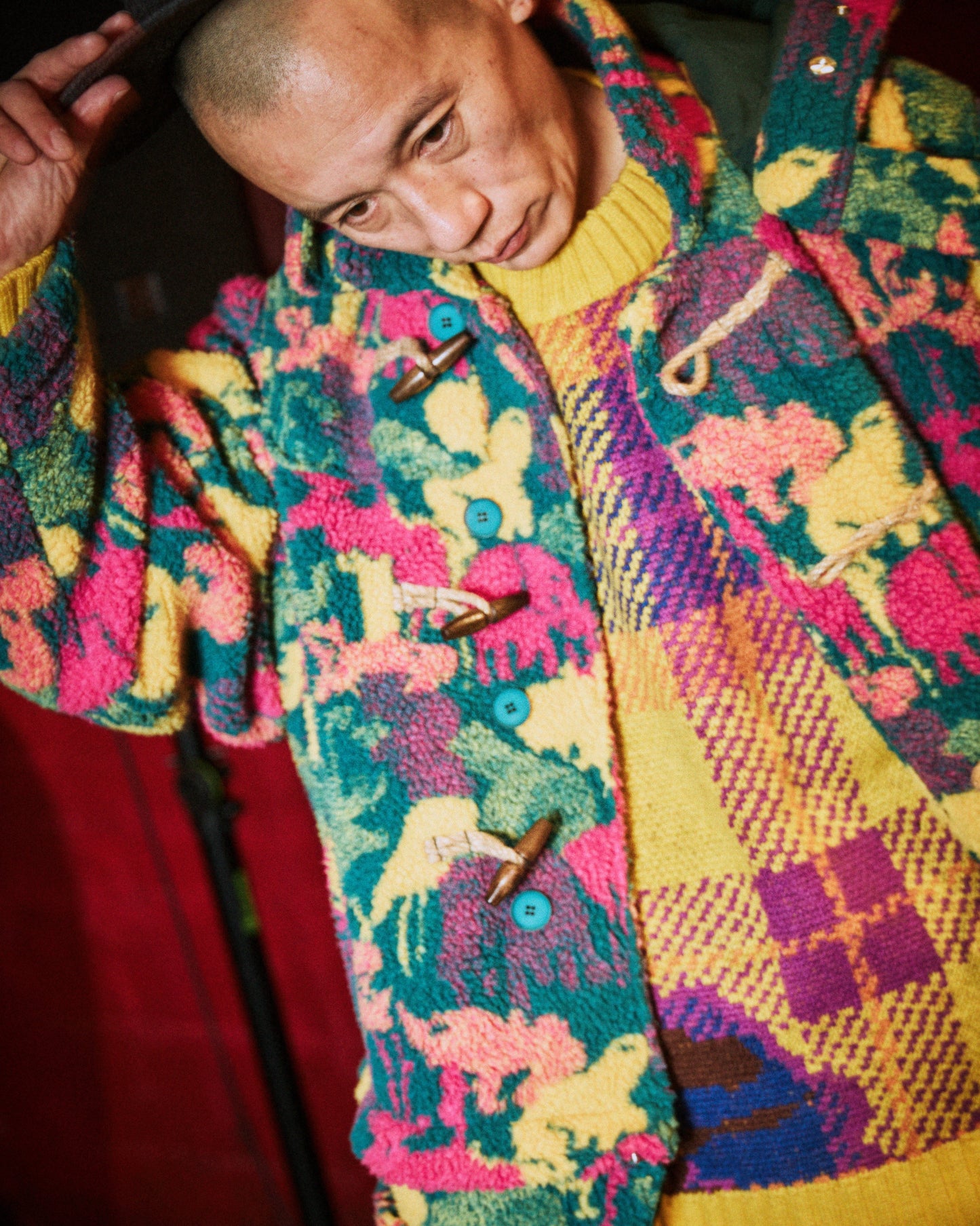 フラワージャガードニット