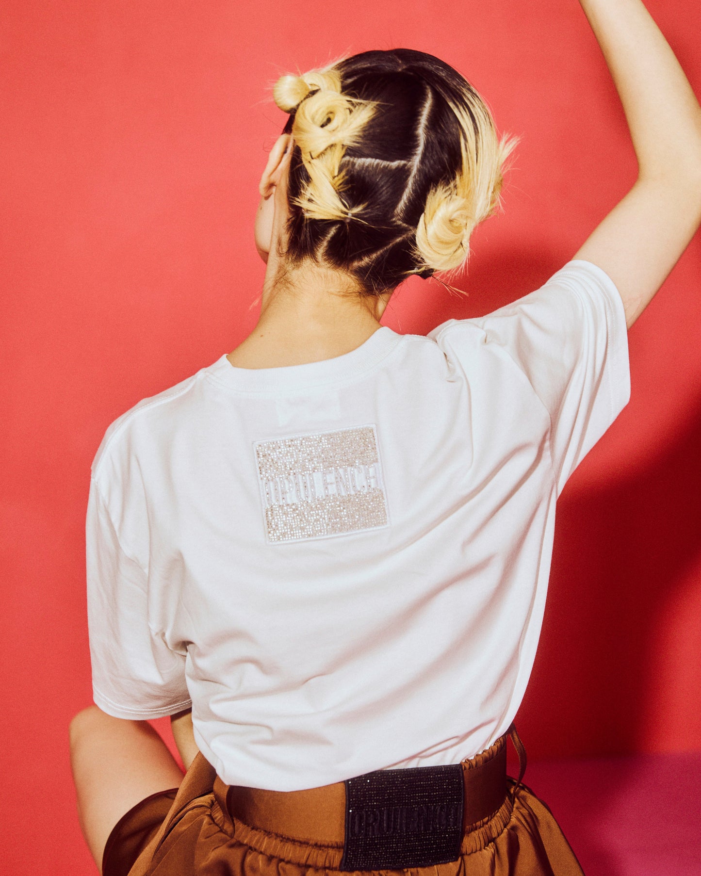 ビーズロゴTシャツ